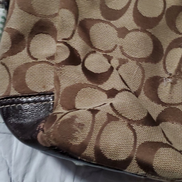 Coach purse - Picture 2 of 2